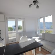 Nowa kawalerka w centrum Kołobrzegu, Na dłużej!