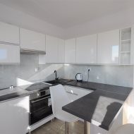 Nowa kawalerka w centrum Kołobrzegu, Na dłużej!