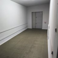 Hala na sprzedaż