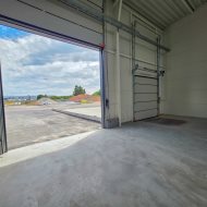Nowoczesny magazyn z biurami - Wolframowa 12