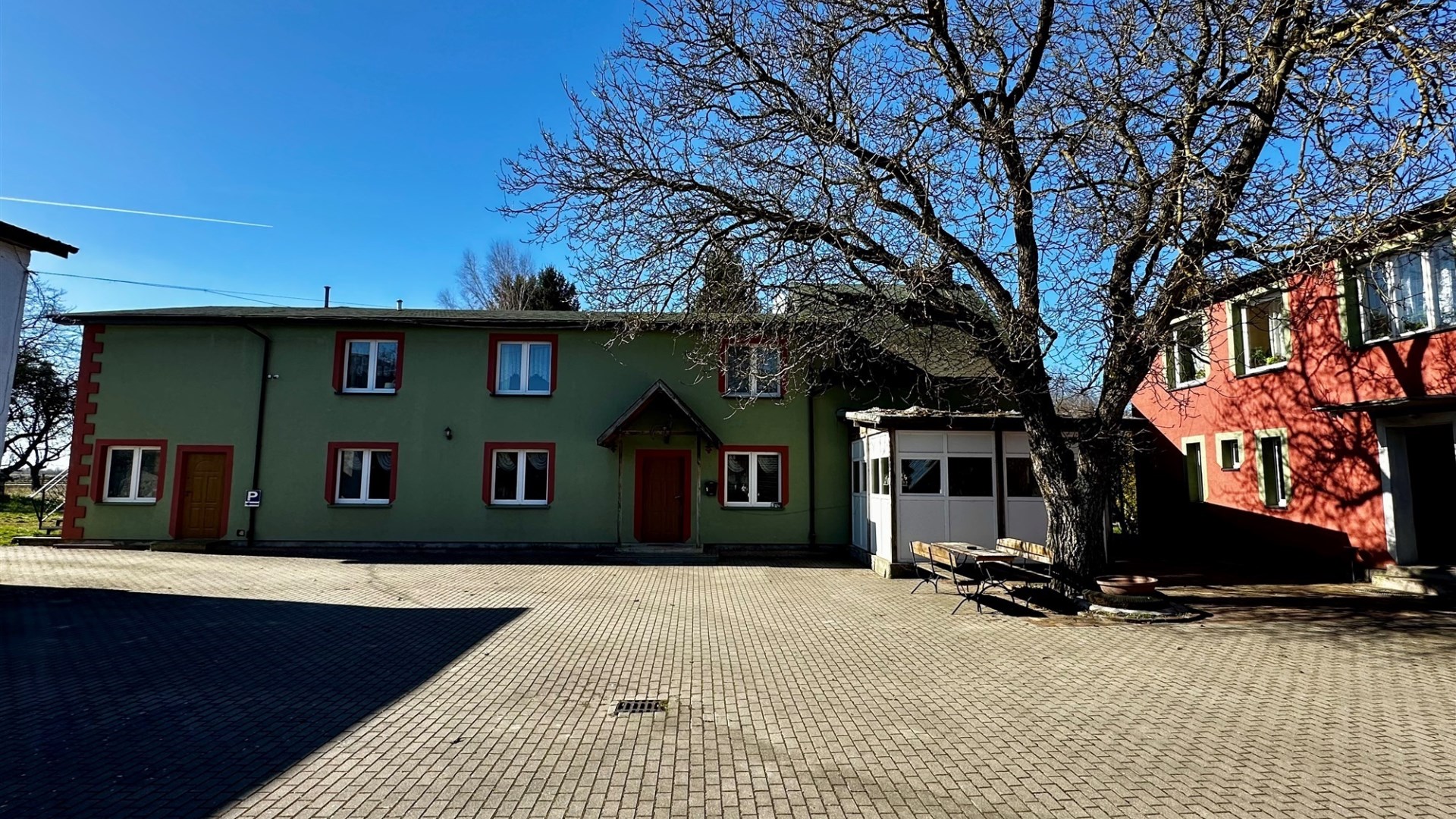 Dom na sprzedaż