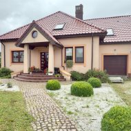 Dom na sprzedaż