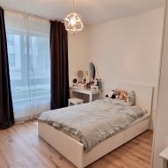 Duże cztery pokoje z ogrodem i garażem - Gumieńce