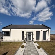 Nowoczesny dom parterowy- ogród zimowy Goleniów