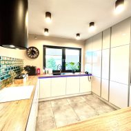 Nowy parterowy dom wolnostojący 