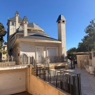 Luksusowa willa z obserwatorium w Alicante