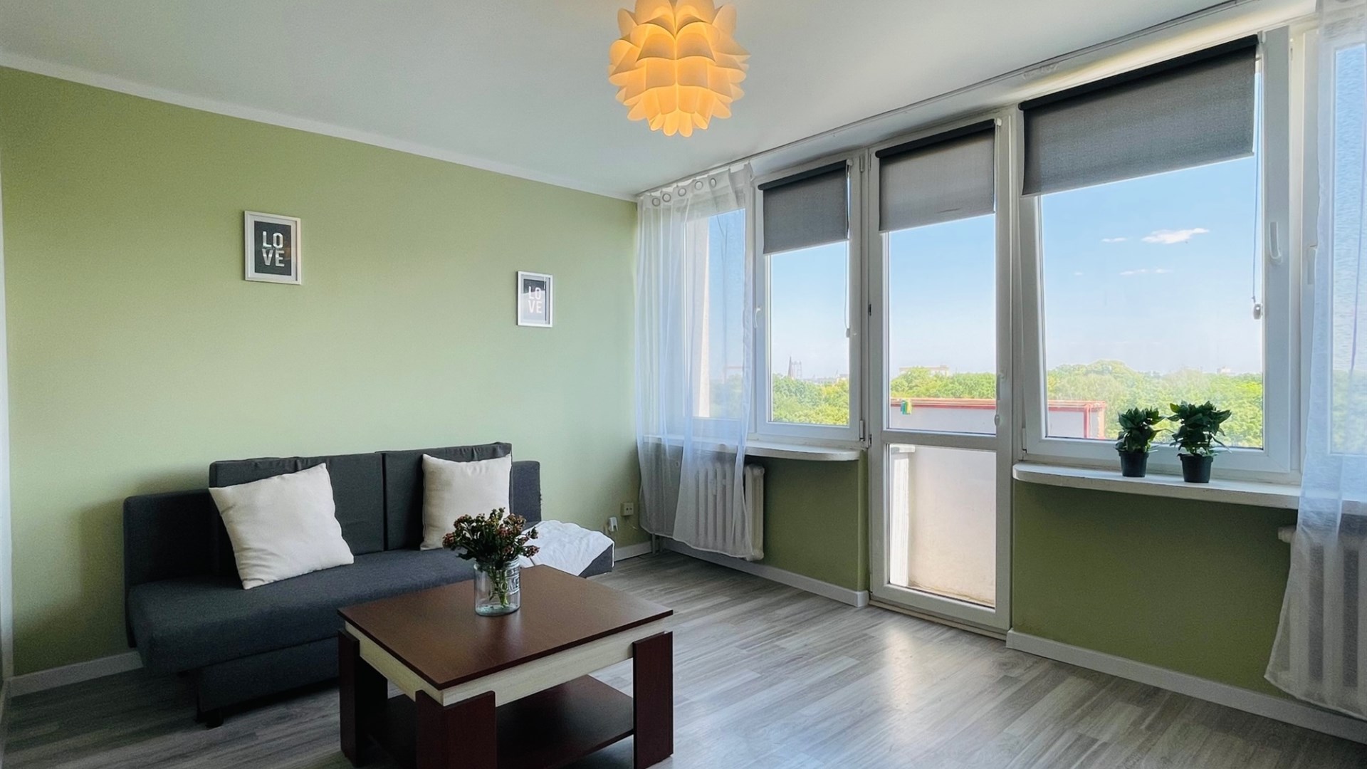 Dwupokojowe mieszkanie w samym Centrum!