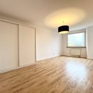 Nowsze budownictwo 2 pokoje z dużym balkonem