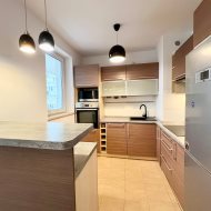 Nowsze budownictwo 2 pokoje z dużym balkonem