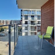 Do wynajęcia mieszkanie, os. zamknięte, basen.