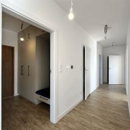 Nowy dom, gotowy do zamieszkania.