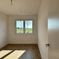 Nowy dom, gotowy do zamieszkania.