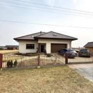 Idealny dom dla rodziny 5 sypialni, duża działka