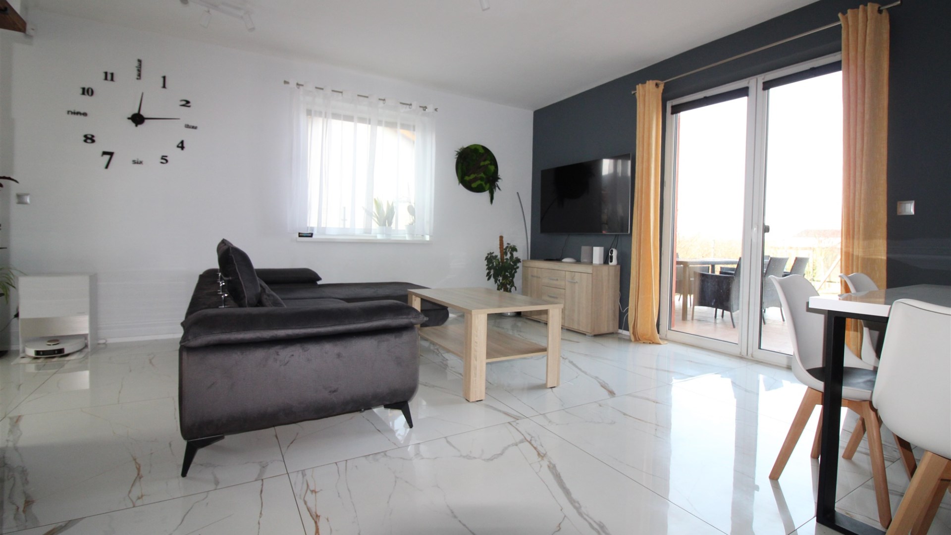 *wolno stojący*5 pokoi*garaż*taras*pompa ciepła*