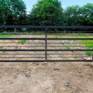 Ogrodzona działka w Świeciu Kołobrzeskim z WZ