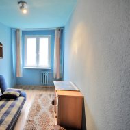 2 pokojowe mieszkanie do remontu w centrum.