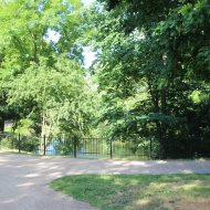 2 pokojowe mieszkanie do remontu w centrum.