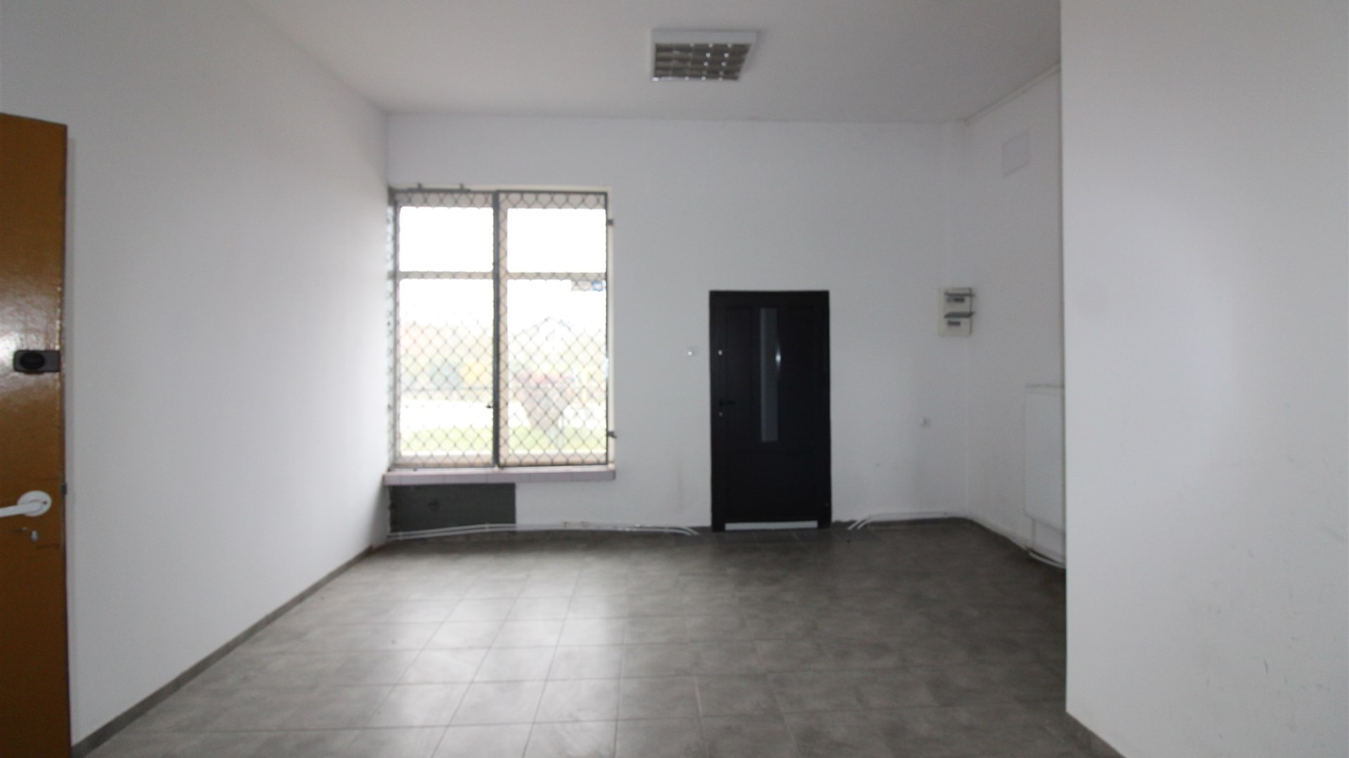 * możliwość zmiany na budynek mieszkalny jednorodz