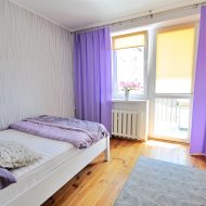 3 pokoje na starówce na minimum rok!