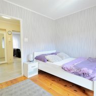 3 pokoje na starówce na minimum rok!