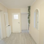 3 pokoje na starówce na minimum rok!