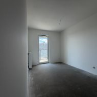 Apartament widokiem na rzekę i dużym tarasem 