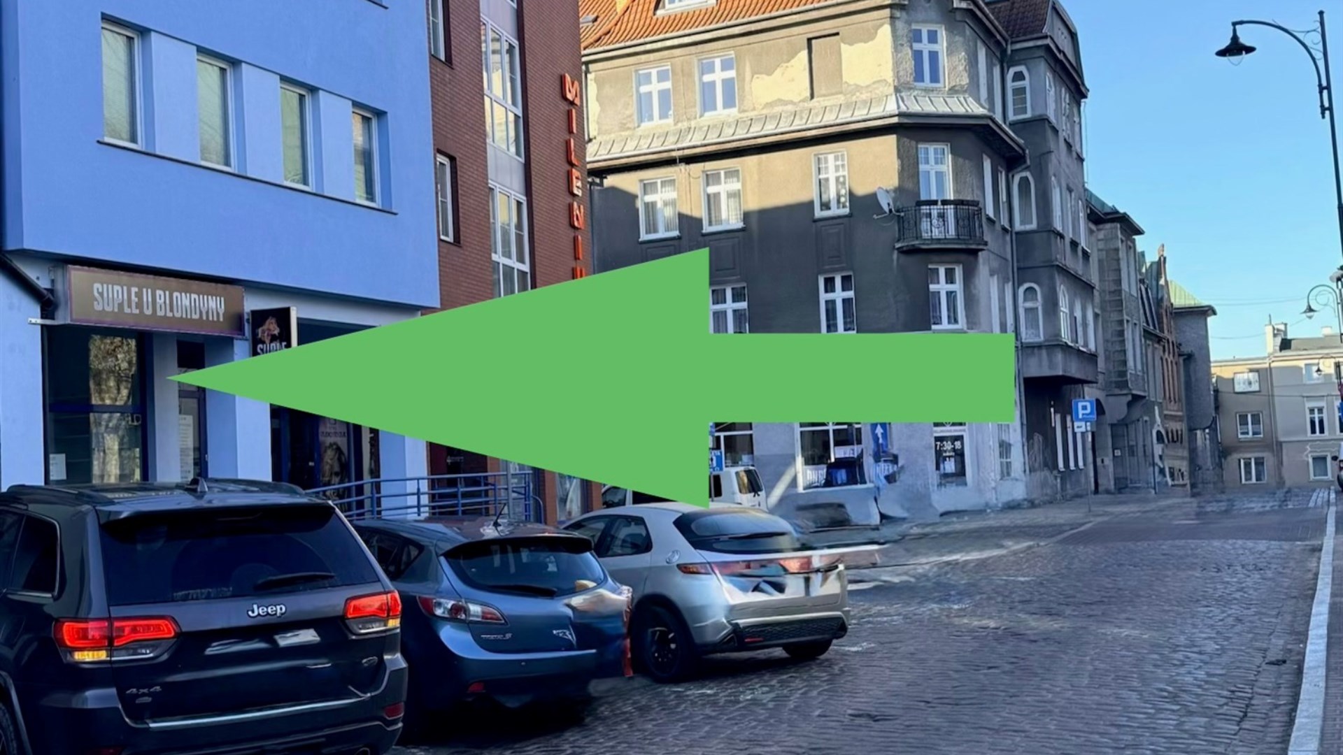 Lokal w centrum miasta , blisko Katedry.