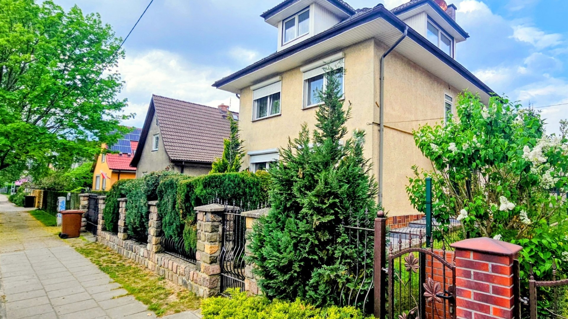 Dom wolnostojący Gumieńce 156 m² z dużą działką
