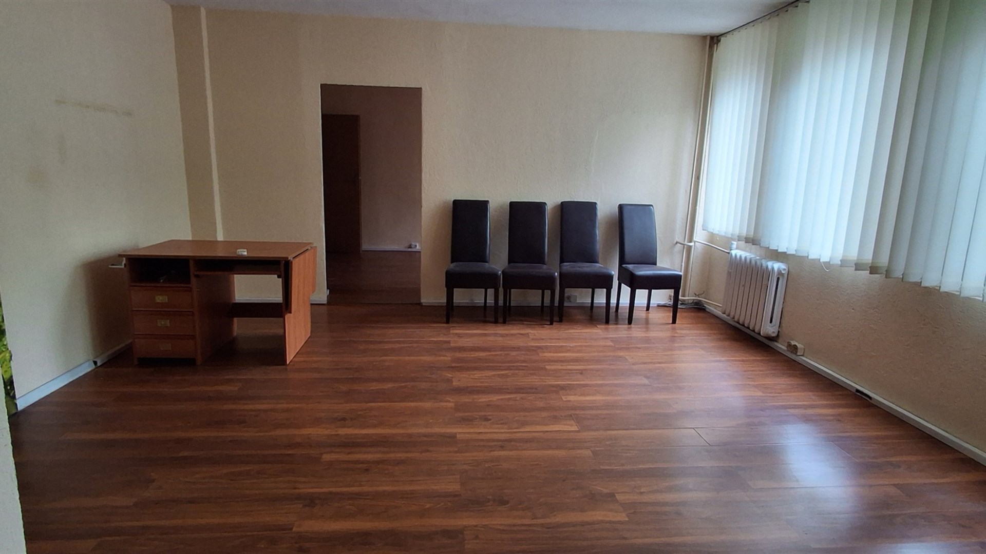 Wynajmę pokój biurowy. Blisko centrum. 