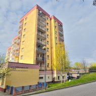 Sprzedam 2 pokoje z balkonem przy Witkiewicza.