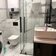 Dom z bali nad morzem, 3 apartamenty dwupoziomowe 