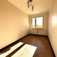 3 POKOJE PO GENERALNYM REMONCIE | BALKON | GARAŻ 